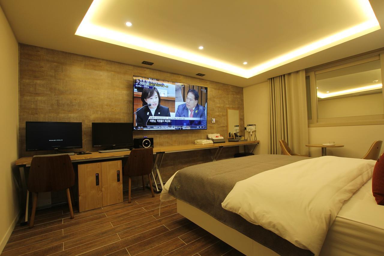 Jade Hotel Ούλσαν Εξωτερικό φωτογραφία